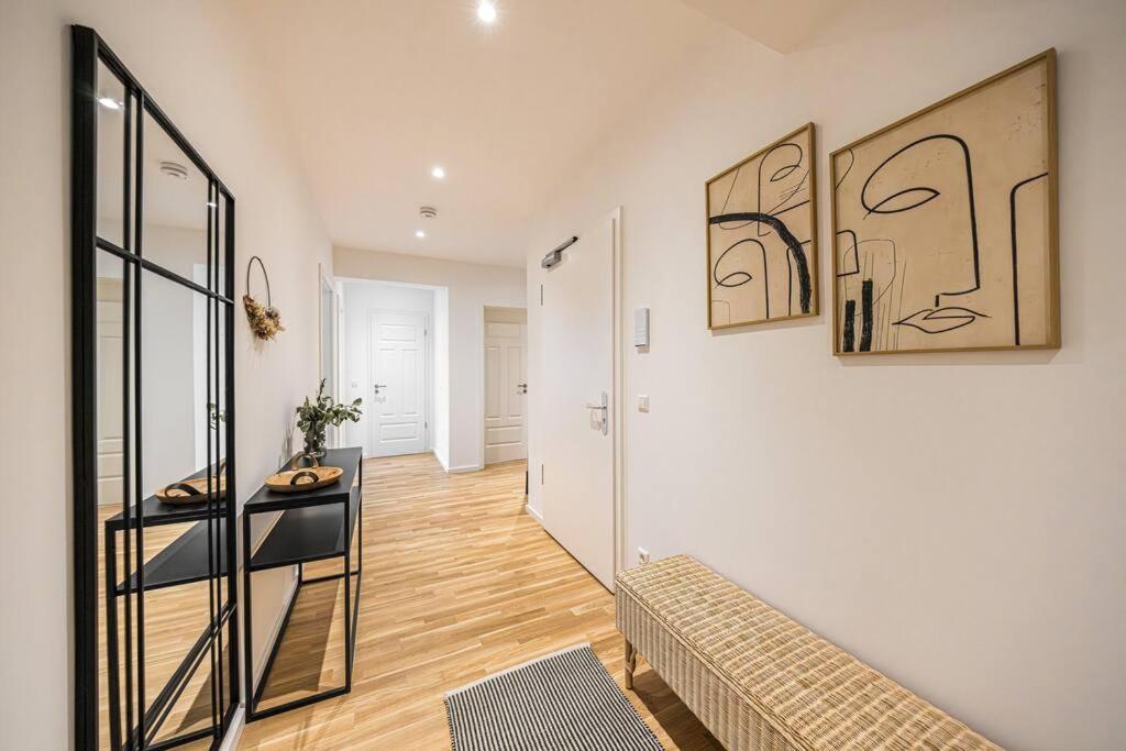 Stylisches Zentrales City-Apartment Mit 2 Balkonen Leipzig Exteriör bild