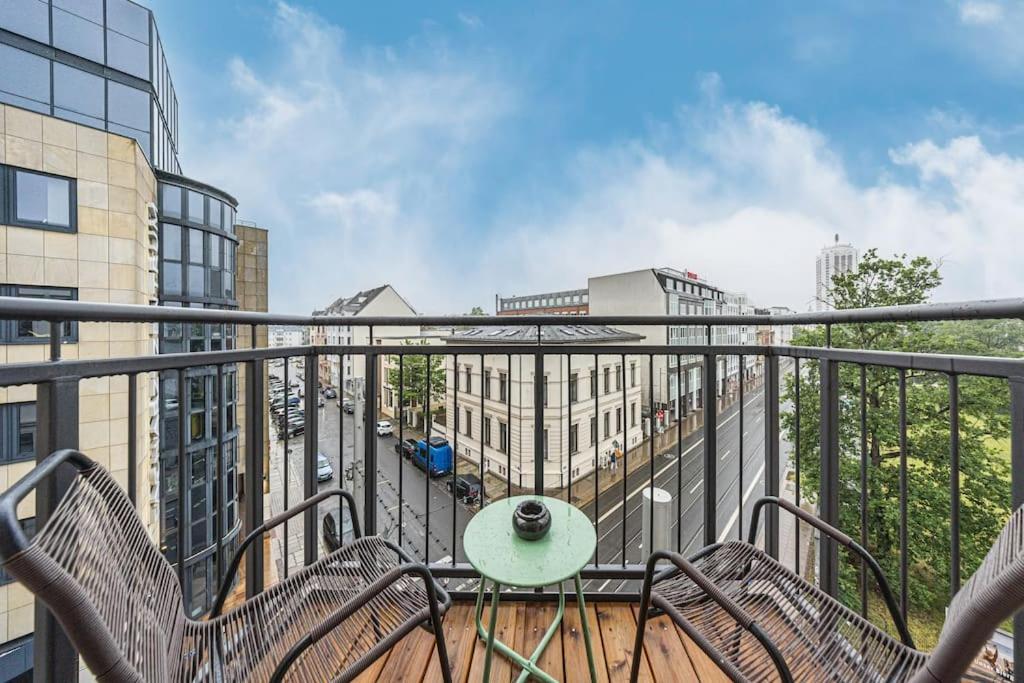 Stylisches Zentrales City-Apartment Mit 2 Balkonen Leipzig Exteriör bild